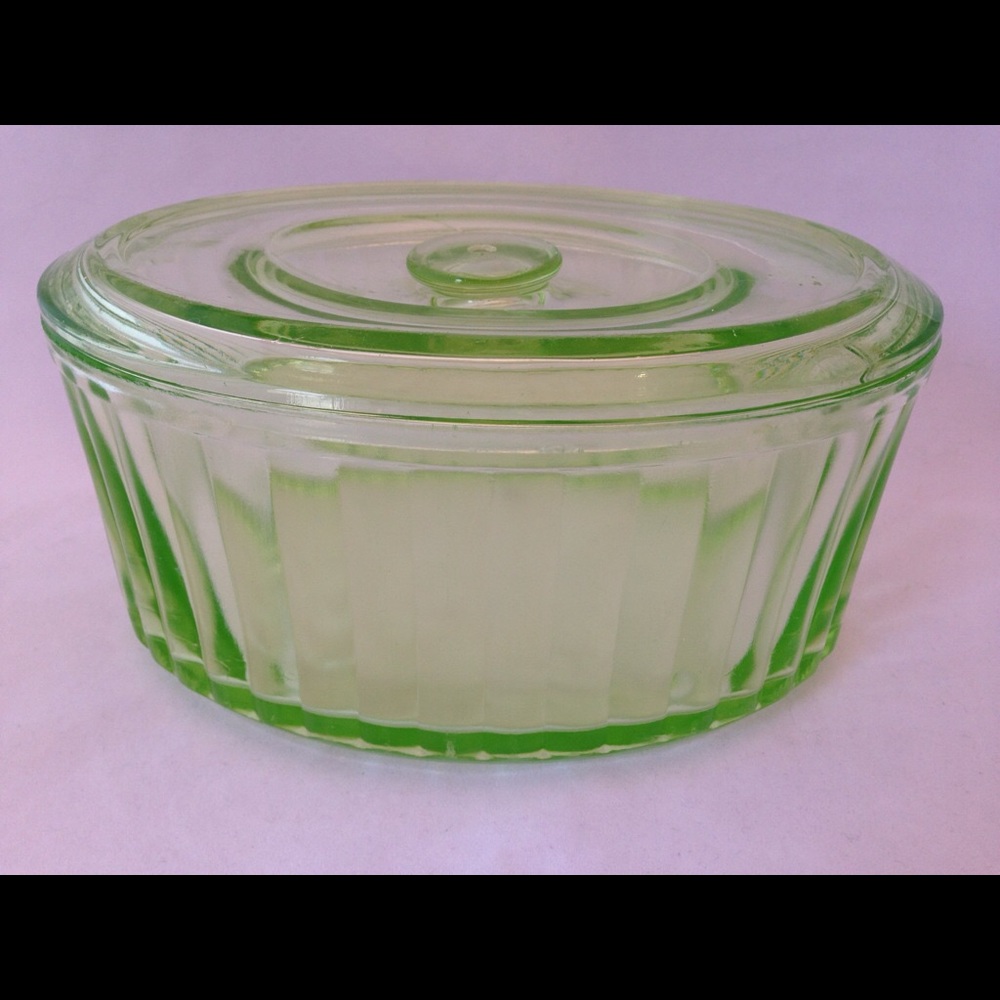 Depression Glass Hocking Green Pillar Optic Oval Refrigerator 8” Dish/Container